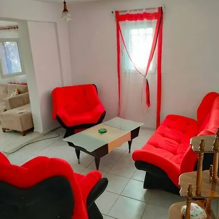 Garden Floor With Special Pool Vakantiehuis