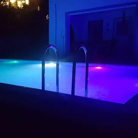 Garden Floor With Special Pool بيت للعطل بودروم
